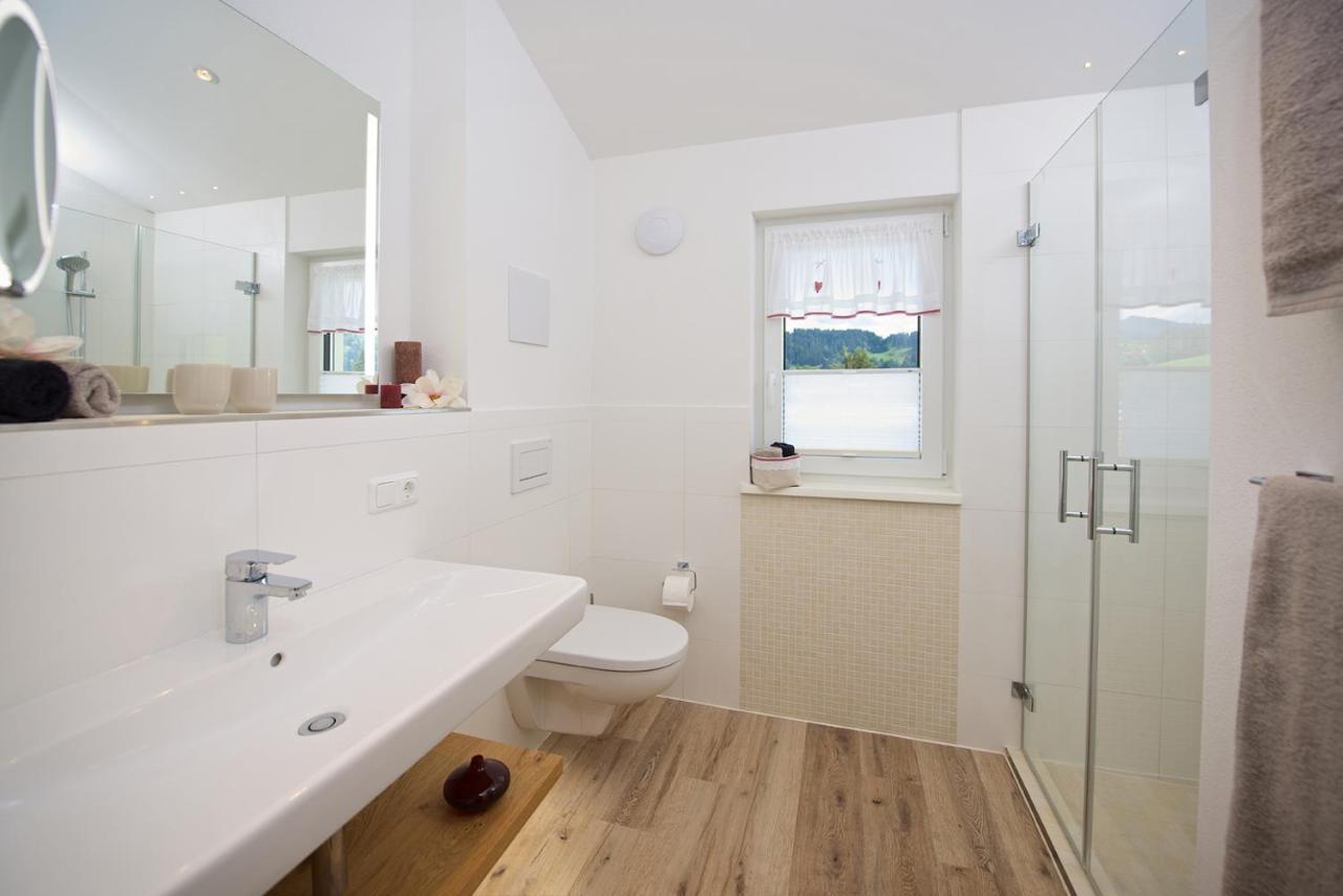 5 Sterne Ferienwohnung Hochgratblick Mit Schwimmbad Und Sauna Оберштауфен Екстер'єр фото
